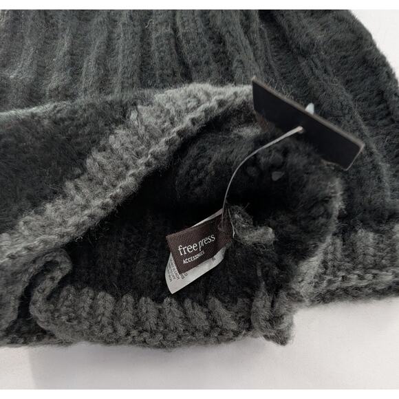 Free Press Black Soft Knit Infinity Scarf - Picture 6 of 9